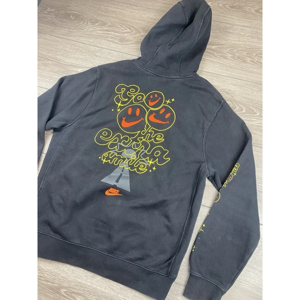 Nike Men's "Go The Extra Smile" Graphic Pullover Hoodie Black Size Medium - Picture 2 of 10